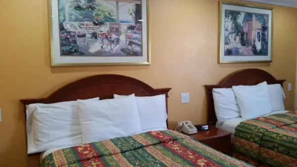 Kona Inn Motel Anaheim 9